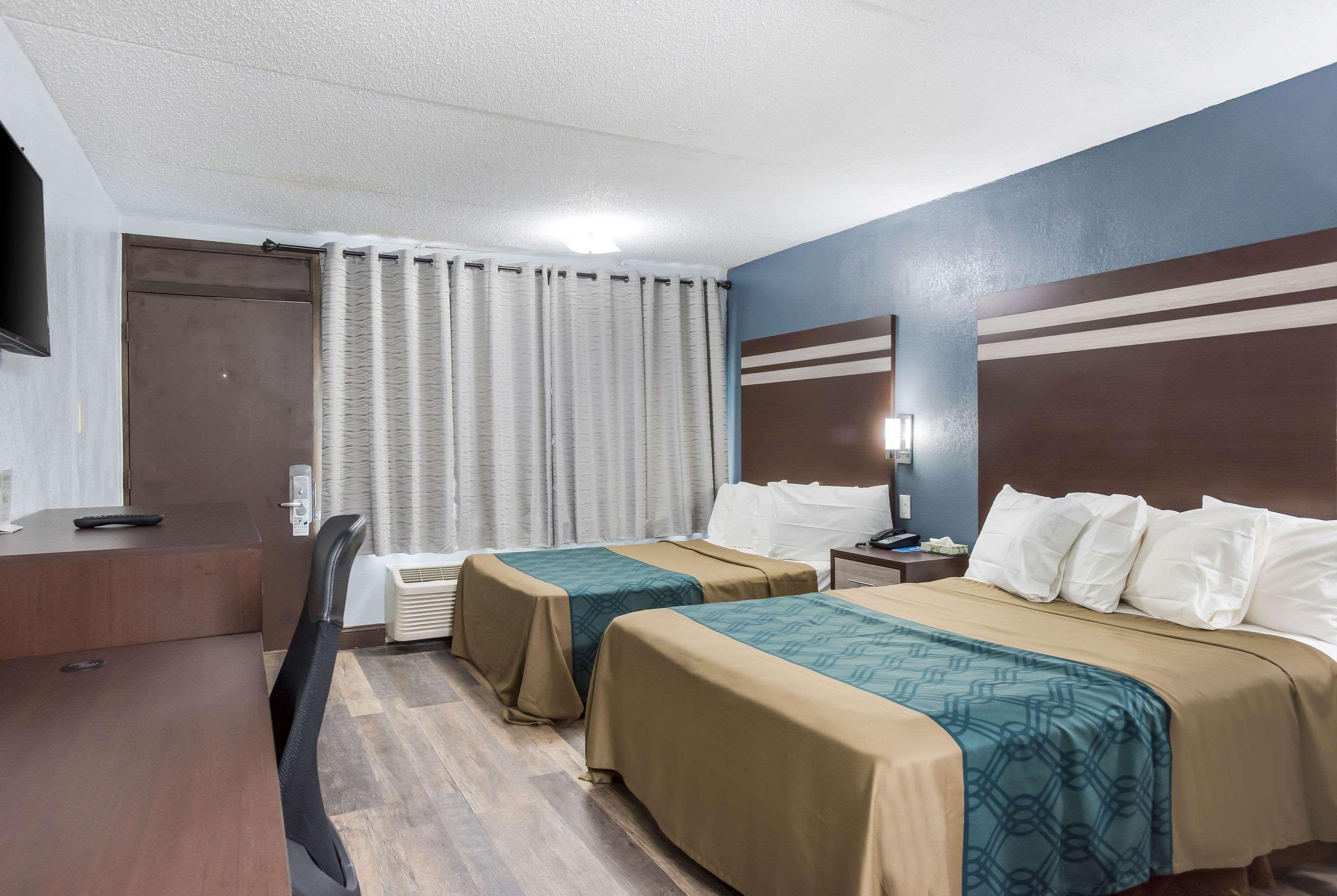 Rodeway Inn Хаммонтон Экстерьер фото