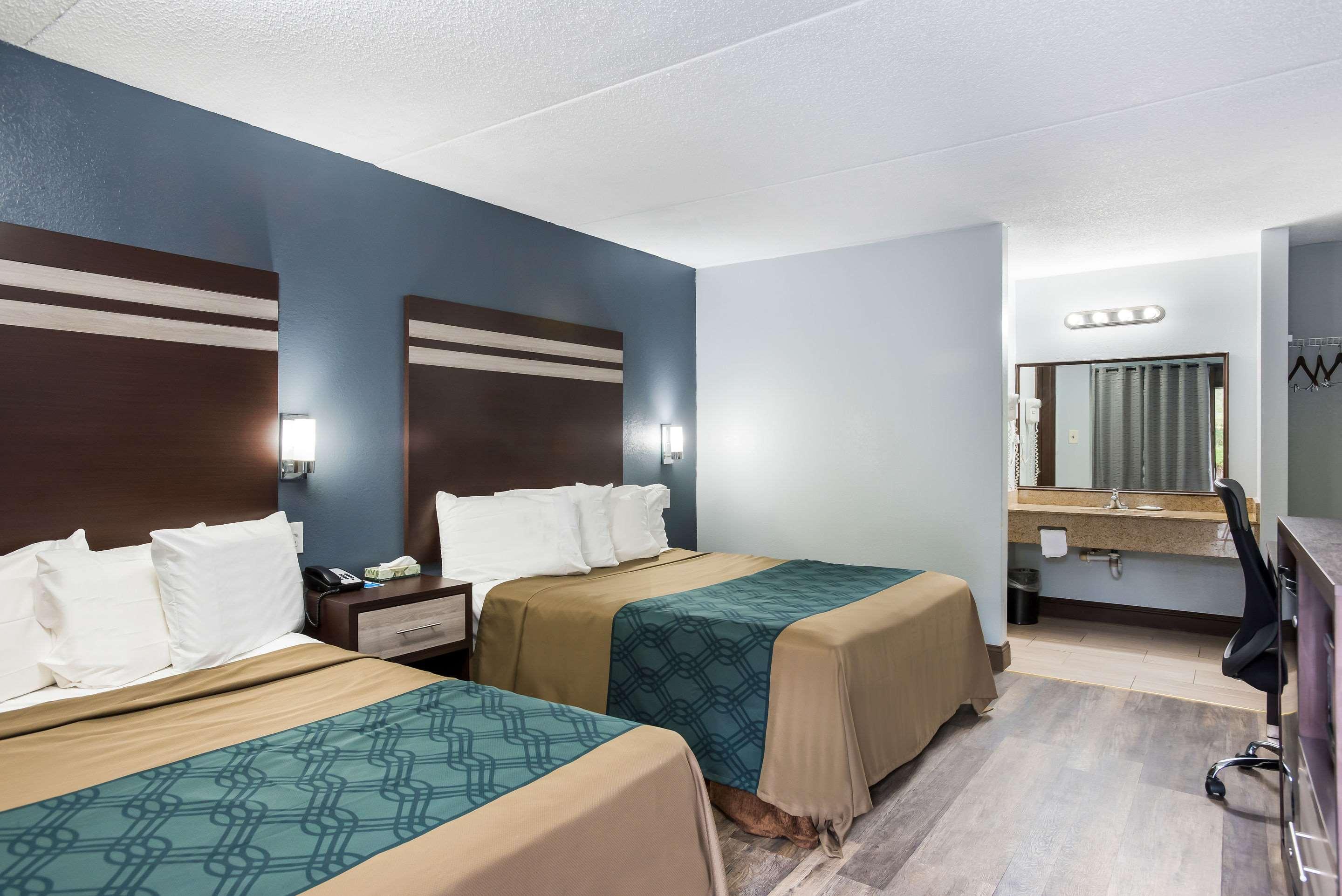 Rodeway Inn Хаммонтон Экстерьер фото