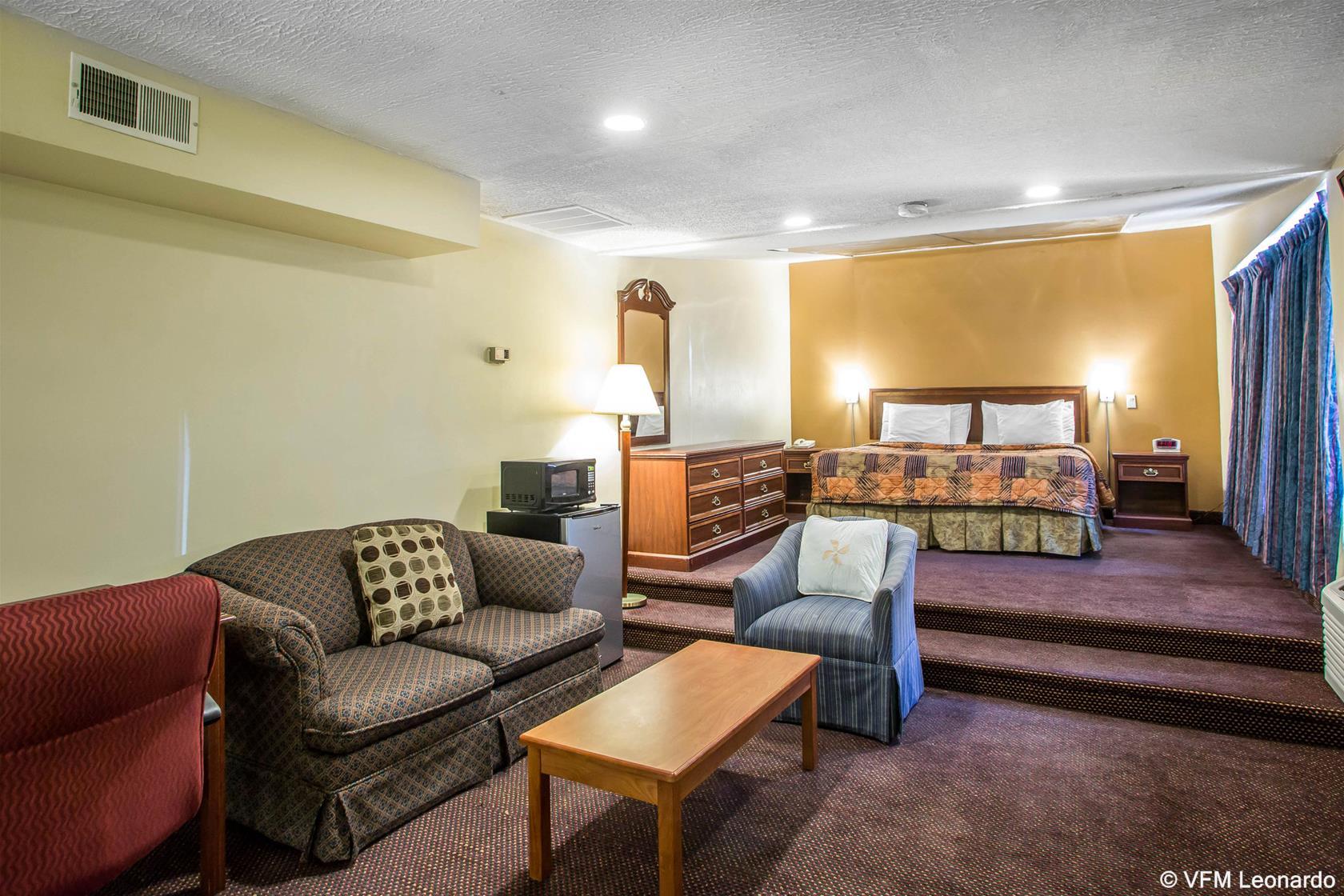 Rodeway Inn Хаммонтон Экстерьер фото