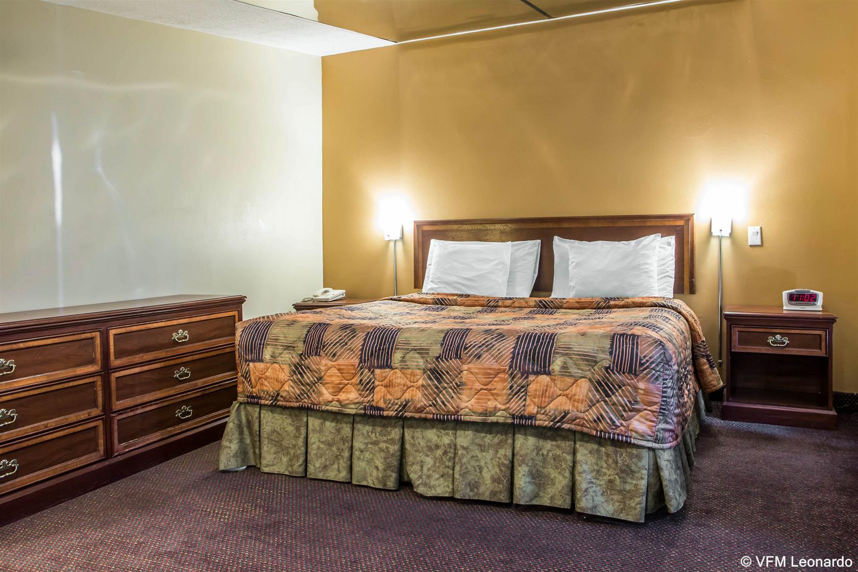 Rodeway Inn Хаммонтон Экстерьер фото